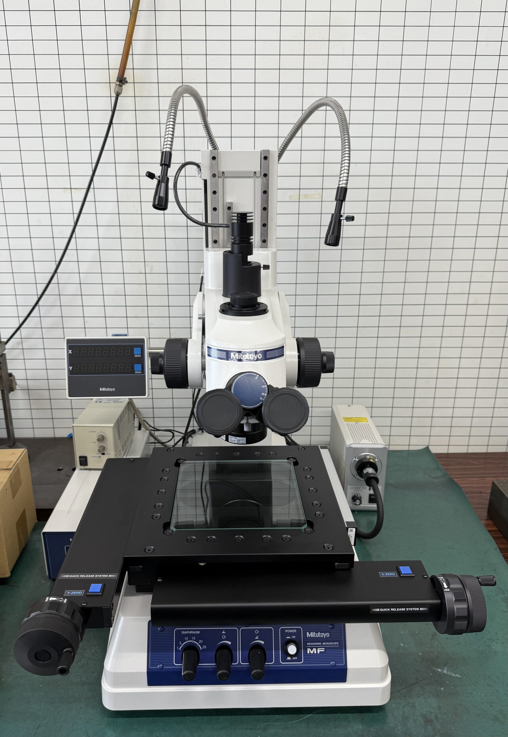 双眼立体顕微鏡