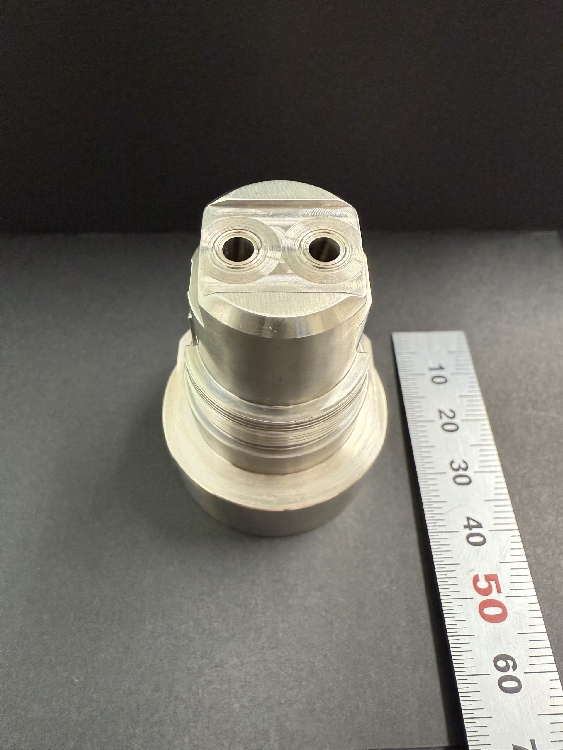 半導体装置用部品（完成写真）